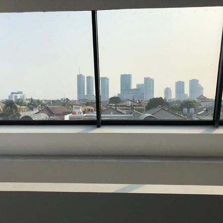 Cozy Puri Hotel Jakarta Bagian luar foto